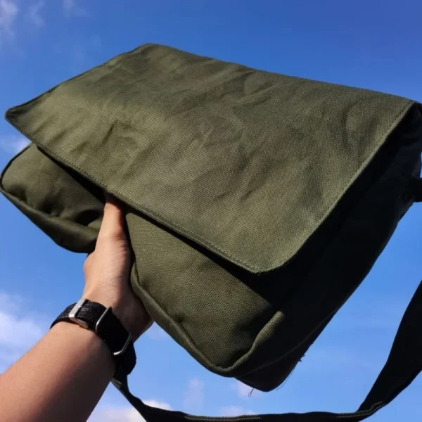Tas Selempang Kanvas Messenger Bag Pria Wanita